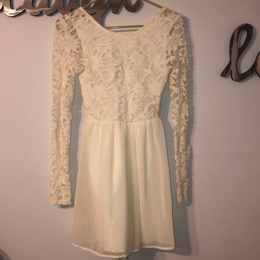 White Lace Dress Windsor